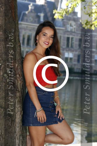 Den Haag 25 augustus 2015
Bibi Breijman bij de hofvijver in Den Haag. Bibi vlogt tegenwoordig.