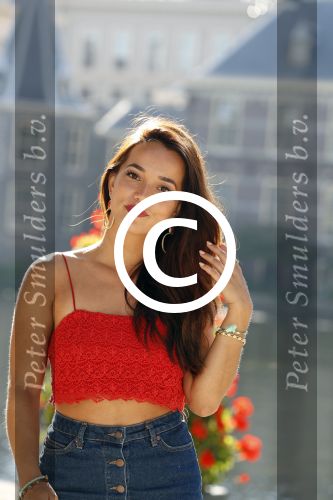 Den Haag 25 augustus 2015
Bibi Breijman bij de hofvijver in Den Haag. Bibi vlogt tegenwoordig.