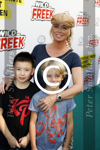 Amsterdam 31 augustus 2016
Presentatie Freek Vonk in Tuschinski. Bridget Maasland met zoon Mees