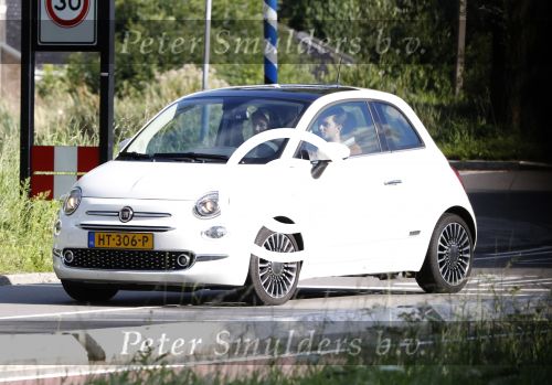 Ouderkwerk aan de Amstel/ Amsterdam 10 augustus 2016
Buddy Vedder en (een) vriendin na etentje bij Loetje . Ze rijden met zijn auto naar Amsterdam.