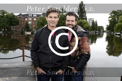 Amsterdam 23 juni 2016
Annette de Vries interviewt Casper van Dien en Florian Munteanu bij the harbour club.
Varol Porsemay heeft ze naar nederland gehaald.
