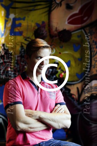Amsterdam 23 juni 2016
Annette de Vries interviewt Casper van Dien en Florian Munteanu bij the harbour club.
Varol Porsemay heeft ze naar nederland gehaald.