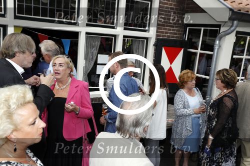 Blaricum 6 september 2016
Surprise party voor Willibrord Frequin zijn 75e verjaardag bij  Moeke Spijstra.
Zijn vriendin kinderen en kleinkinderen zijn natuurlijk aanwezig. Viola Holt en Catherine Keyl
