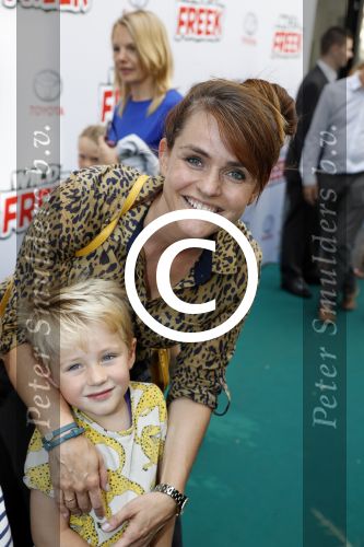 Amsterdam 31 augustus 2016
Presentatie Freek Vonk in Tuschinski. Evelien Bosch met zoon