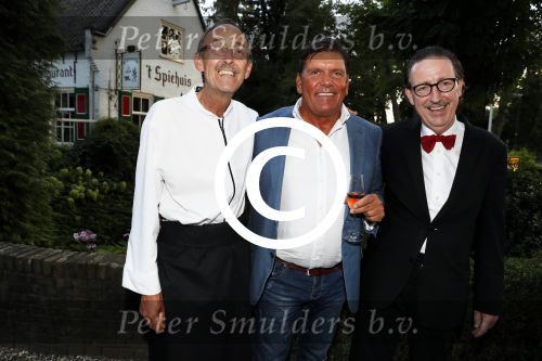 Soest 1 september 2016
Frank en Sandra Masmeijer vieren hun trouwdag met dochters Charlotte en Michelle en schoonzoon bij restaurant t Spiehuis.