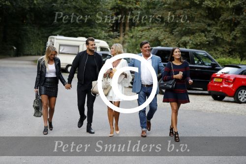 Soest 1 september 2016
Frank en Sandra Masmeijer vieren hun trouwdag met dochters Charlotte en Michelle en schoonzoon bij restaurant t Spiehuis.
