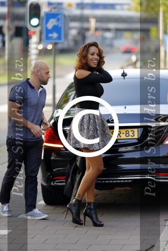 Amsterdam 30 augustus 2016
Presentatie Tag Heuer horloge van Max Verstappen.
Glennis Grace met een vriendin