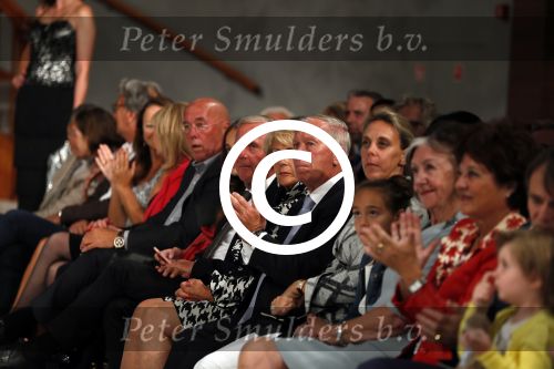 Amsterdam 4 september 2016
Modeshow Paul Schulten in Hotel Okura. Henk Oudt met vrouw