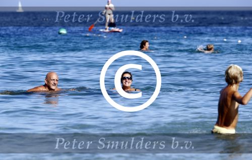 ibiza 19 augustus 2016
Herman den Blijker en zijn vrouw Jacqueline met zoon Matz op vakantie op ibiza.