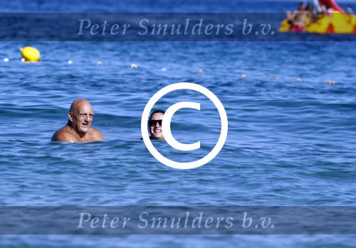 ibiza 19 augustus 2016
Herman den Blijker en zijn vrouw Jacqueline met zoon Matz op vakantie op ibiza.