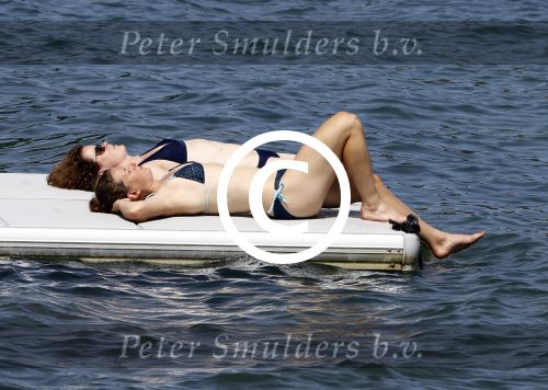ibiza 15 augustus 2016
Ireen Wust met een vriendin op vakantie op ibiza.