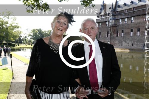 Haarzuilens 22 juni 2016
Haringparty op kasteel Haarzuilens. Jan Nagel met vrouw