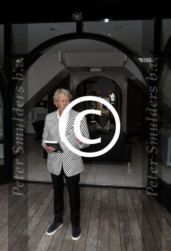 Naarden Vesting 6 september 2016
Presentatei boek DOEN van Jan des Bouvrie bij het arsenaal.
Monique en zoon Jan zijn ook aanwezig.