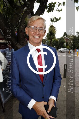 Blaricum 6 september 2016
Surprise party voor Willibrord Frequin zijn 75e verjaardag bij  Moeke Spijstra.
Zijn vriendin kinderen en kleinkinderen zijn natuurlijk aanwezig. 
Jan v d Bosch