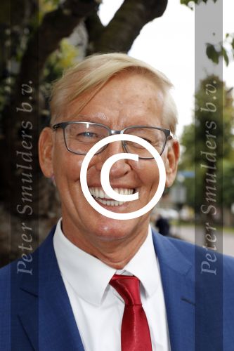 Blaricum 6 september 2016
Surprise party voor Willibrord Frequin zijn 75e verjaardag bij  Moeke Spijstra.
Zijn vriendin kinderen en kleinkinderen zijn natuurlijk aanwezig. 
Jan v d Bosch
