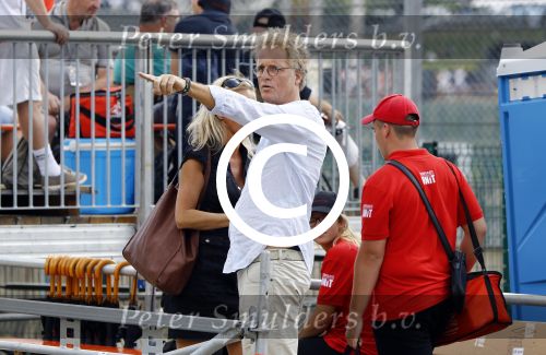 Spa Francorchamps 27 augustus 2016
Jeroen Pauw met (een) vriendin bij de GP Formule 1 F1 op het circuit van Spa