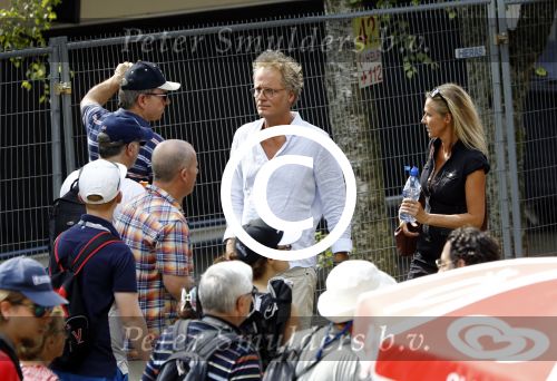 Spa Francorchamps 27 augustus 2016
Jeroen Pauw met (een) vriendin bij de GP Formule 1 F1 op het circuit van Spa