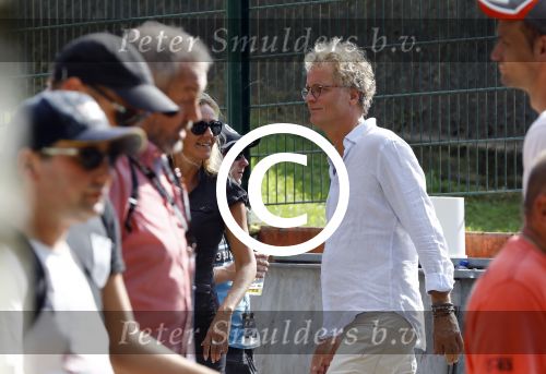 Spa Francorchamps 27 augustus 2016
Jeroen Pauw met (een) vriendin bij de GP Formule 1 F1 op het circuit van Spa