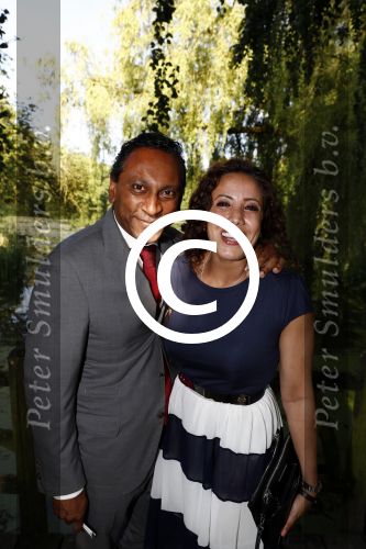 Haarzuilens 22 juni 2016
Haringparty op kasteel Haarzuilens. Jerry Rustveld met Aicha Marghadi