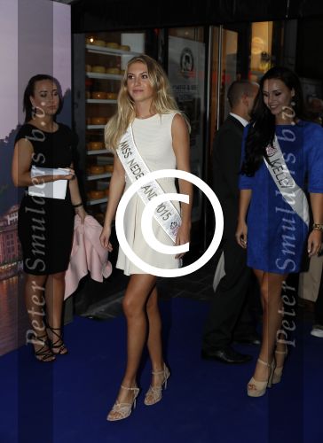 Amsterdam 5 september 2016
Premiere Adios Amigos in Tuschinski. Jessie Jazz Vuijk en andere finalisten miss holland