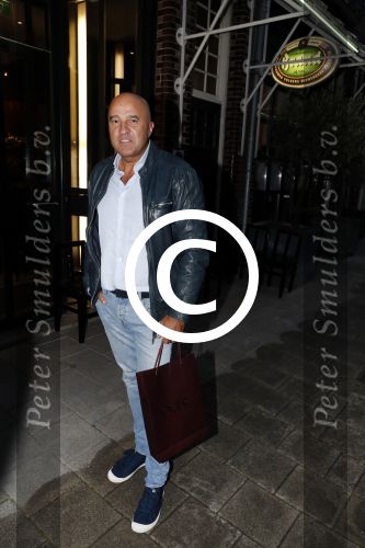 Amsterdam 2 september 2016
Diner voor Albert Verlinde met zijn oud rtl boulevard collega\'s bij le Garage. John v d Heuvel en Beau v Erven Dorens