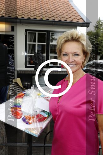 Blaricum 6 september 2016
Surprise party voor Willibrord Frequin zijn 75e verjaardag bij  Moeke Spijstra.
Zijn vriendin kinderen en kleinkinderen zijn natuurlijk aanwezig. mariska v Kolck