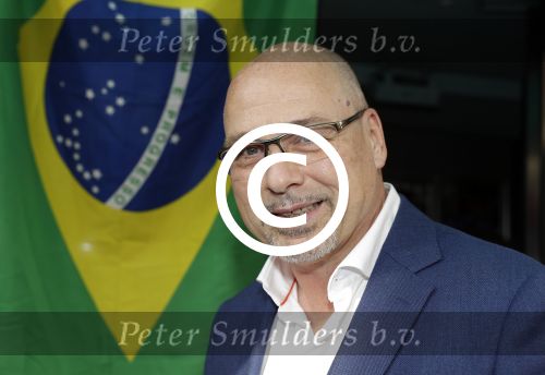 Amsterdam 28 juni 2016 
Presentatie Princess koffers voor het Nederlandse team voor de olympische spelen van Rio de Janeiro. Maurits Hendriks met vriendin