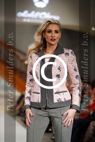 Amsterdam 4 september 2016
Modeshow Paul Schulten in Hotel Okura