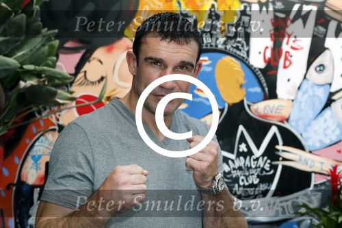 Amsterdam 25 augustus 2016
Peter Aerts met zijn vrouw Esther bij the harbour club cafe tijdens interview met Annette de Vries via Hollywood Productions