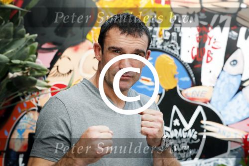 Amsterdam 25 augustus 2016
Peter Aerts met zijn vrouw Esther bij the harbour club cafe tijdens interview met Annette de Vries via Hollywood Productions