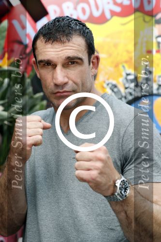 Amsterdam 25 augustus 2016
Peter Aerts met zijn vrouw Esther bij the harbour club cafe tijdens interview met Annette de Vries via Hollywood Productions