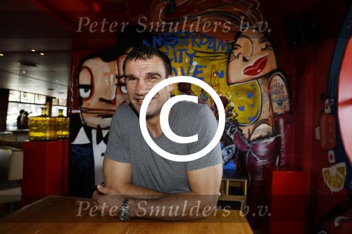 Amsterdam 25 augustus 2016
Peter Aerts met zijn vrouw Esther bij the harbour club cafe tijdens interview met Annette de Vries via Hollywood Productions