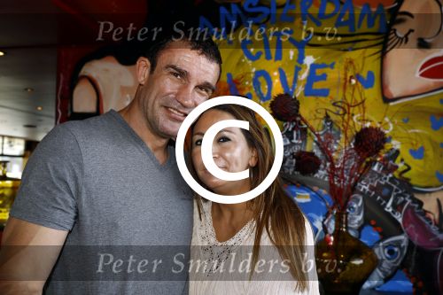Amsterdam 25 augustus 2016
Peter Aerts met zijn vrouw Esther bij the harbour club cafe tijdens interview met Annette de Vries via Hollywood Productions