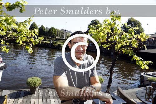Amsterdam 25 augustus 2016
Peter Aerts met zijn vrouw Esther bij the harbour club cafe tijdens interview met Annette de Vries via Hollywood Productions