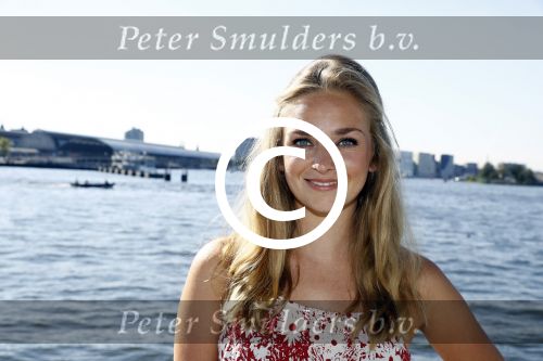Amsterdam 23 augustus 2016
Perspresentatie van het nieuwe sbs6 Net 5 en Veronica seizoen in het IJ Theater. Annette BarloPip Pellens