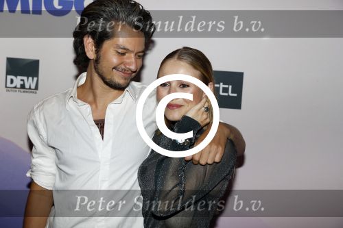 Amsterdam 5 september 2016
Premiere Adios Amigos in Tuschinski. Maarten Heijmans met Sigrid ten napel
