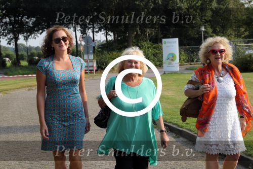 Nijkerk, 31 Augustus 2016
Opening Museum Radio Veronica 192
Tineke de Nooij met dochter Tuffie Vos en vriendin
