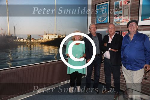 Nijkerk, 31 Augustus 2016
Opening Museum Radio Veronica 192
Tineke de Nooij met Willem v Kooten (Joost den Draaier) en Lex Harding en Bart v Leeuwen