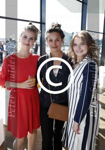 Amsterdam 29 augustus 2016
Perspresentatie RTL in het eye theater. Vajen van den Bosch Holly Brood en