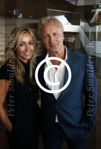 Amsterdam 29 augustus 2016
Perspresentatie RTL in het eye theater.
Wendy v Dijk en Erland Galjaard