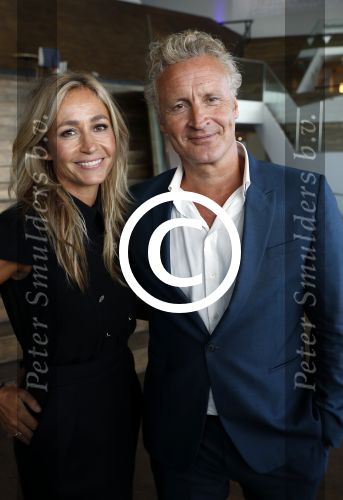 Amsterdam 29 augustus 2016
Perspresentatie RTL in het eye theater.
Wendy v Dijk en Erland Galjaard