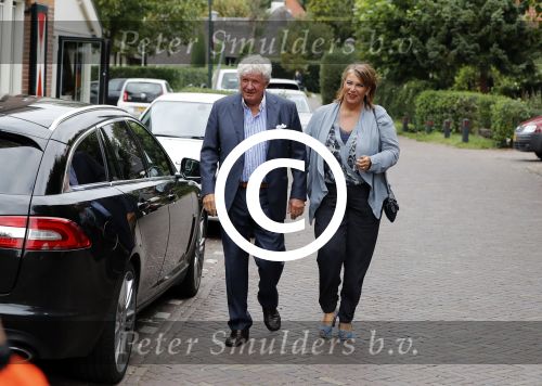 Blaricum 6 september 2016
Surprise party voor Willibrord Frequin zijn 75e verjaardag bij  Moeke Spijstra.
Zijn vriendin kinderen en kleinkinderen zijn natuurlijk aanwezig.