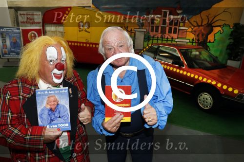 Vlaardingen 7 juli 2017
Opening Bassie en Adriaan museum met Bas en Aad v Toor. Ze hebben ook allebei een boek geschreven.