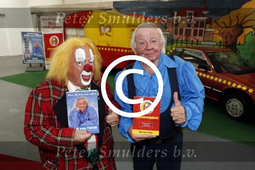 Vlaardingen 7 juli 2017
Opening Bassie en Adriaan museum met Bas en Aad v Toor. Ze hebben ook allebei een boek geschreven.