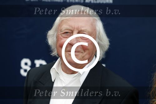 Apeldoorn 2 september 2017
Premiere Spaak in Omnisport . De hoofdrollen worden oa gespeeld door Tim Douwsma Aart Staartjes en Saskia Elise. Steven de Jong is de producent