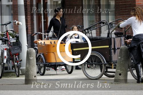 Amsterdam 20 september 2017 
Amanda Balk met haar dochtertje Vegas in amsterdam