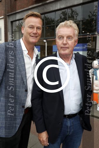 Amsterdam 15 juli 2017
Frits Huffnagel viert zijn 50e verjaardag. Andre v Duin met partner Martin