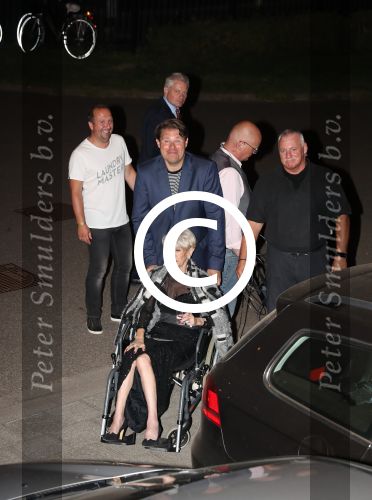 Weert, 26 Augustus 2017
Laatste optreden Anneke Gronloh met zuurstofslangetje in haar neus en zuurstoffles in rolstoel