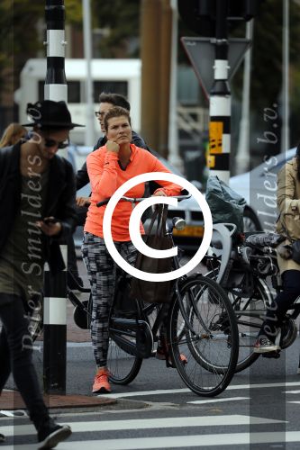 Amsterdam 1 september 2017
Anouk v Nes op de fiets in Amsterdam.