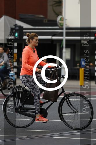 Amsterdam 1 september 2017
Anouk v Nes op de fiets in Amsterdam.
